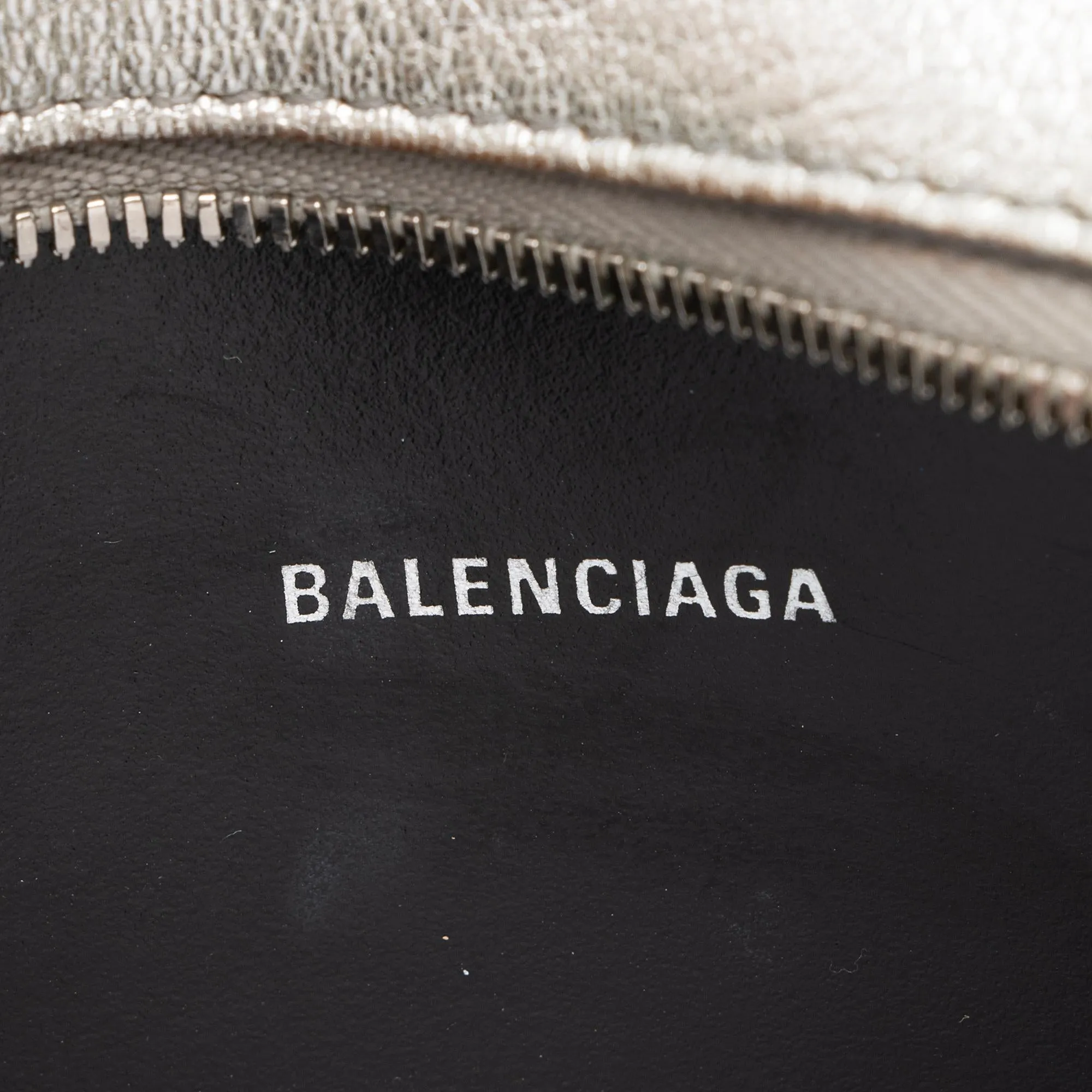 Balenciaga Metallic Calfskin Everyday XS Camera Bag (SHF-22474)