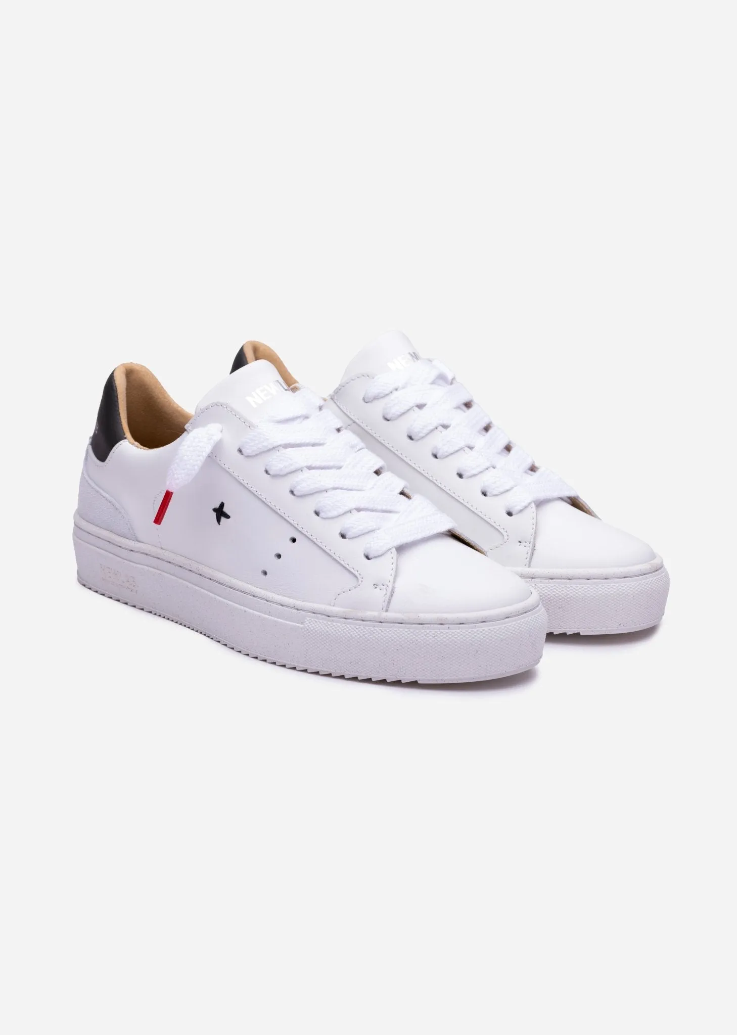 NL10 White/Black