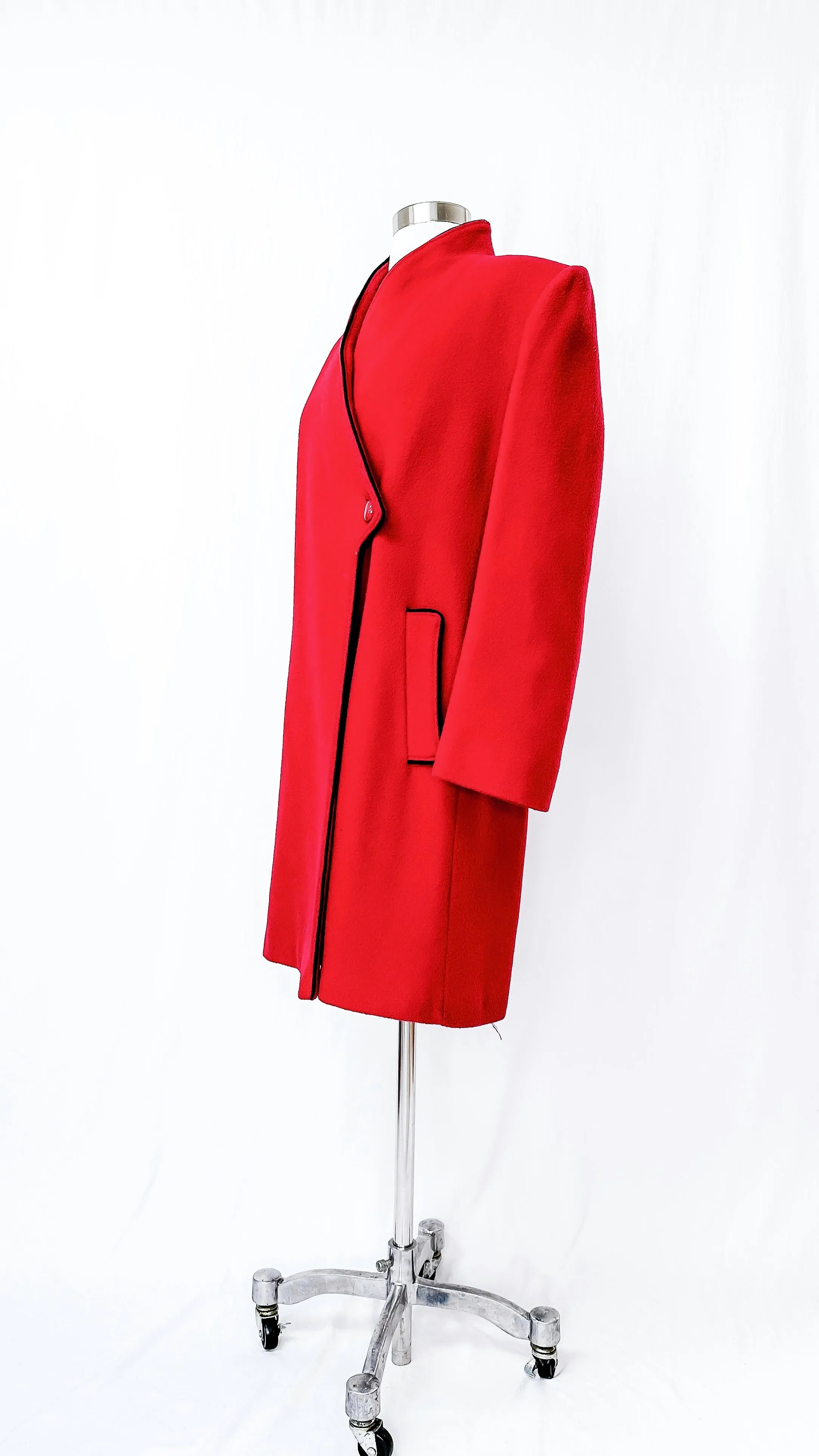 Vintage 80’s Braeton Dark Pink Wool Coat (4/6)